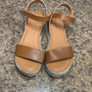 Women’s Cushionaire Melissa Platform Wedge Sandals with Ankle Strap 8.5